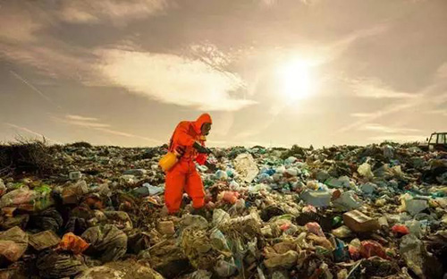 婁底市浩天環(huán)?？萍加邢薰?婁底危險廢物經(jīng)營,環(huán)保技術(shù)開發(fā)及咨詢推廣,環(huán)境設(shè)施建設(shè),危險廢物運營管理